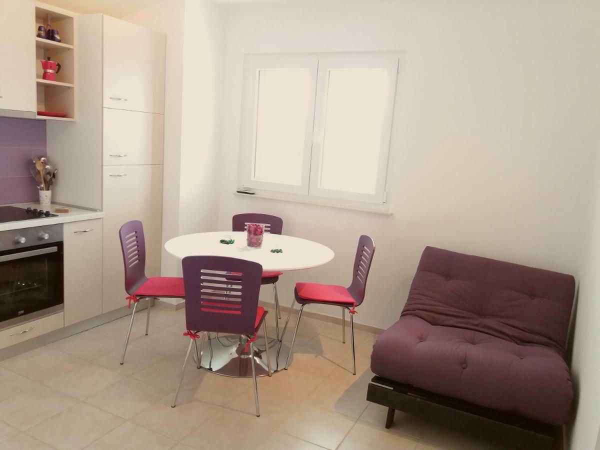 Apartments Mestrovic Lopar Luaran gambar